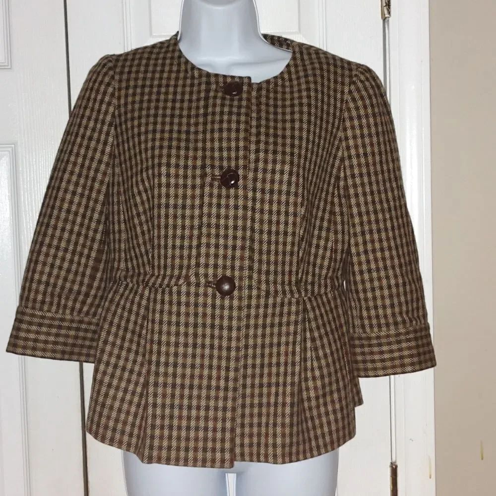 Talbots plaid collarless 100% Wool blazer Sz 4P NWOT